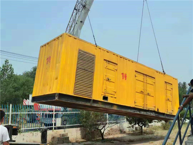 镇沅300KW柴油发电机组油耗是多少?